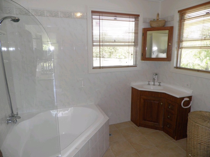15 Ironbark Court, Pie Creek QLD 4570