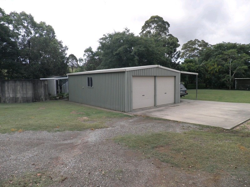 42 TIPPING ROAD, Chatsworth QLD 4570
