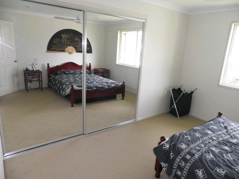 33 Premier Avenue, Jones Hill QLD 4570