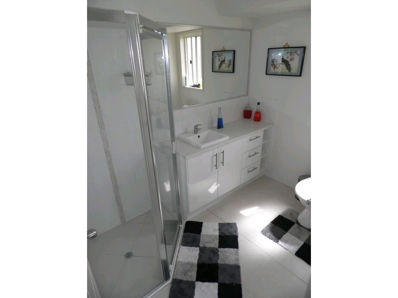 33 Premier Avenue, Jones Hill QLD 4570