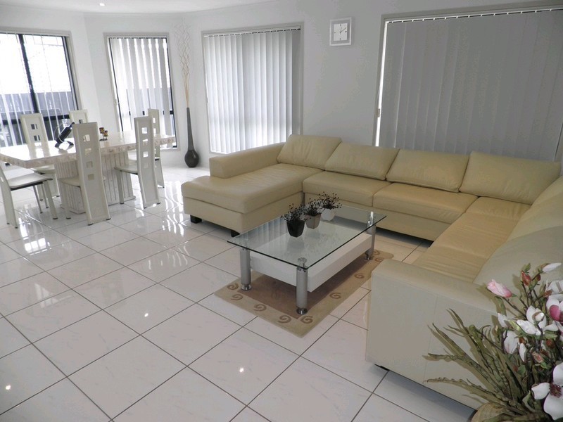 14 Hilltop Avenue, Southside QLD 4570