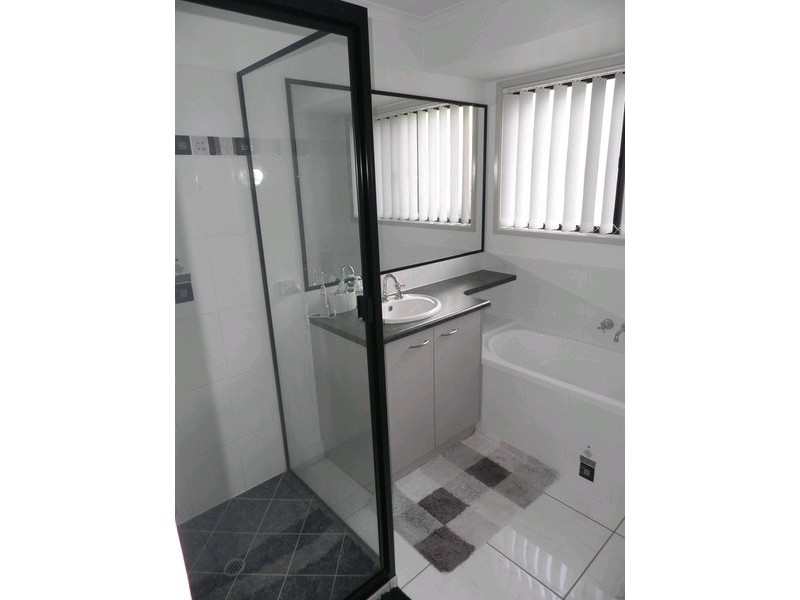 14 Hilltop Avenue, Southside QLD 4570