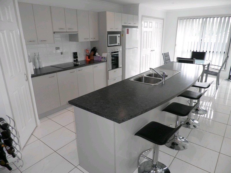 14 Hilltop Avenue, Southside QLD 4570