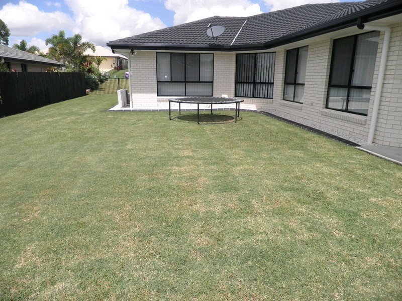 14 Hilltop Avenue, Southside QLD 4570