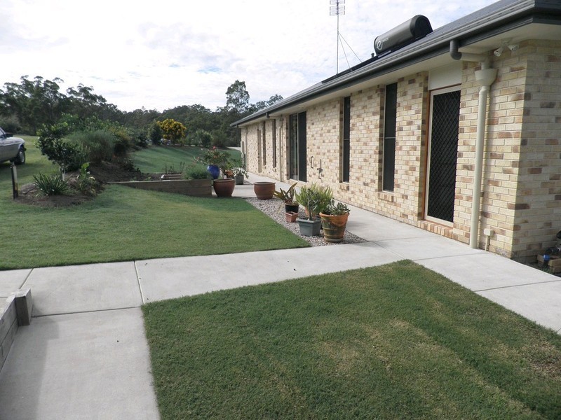 34 Lavender Drive, Araluen QLD 4570