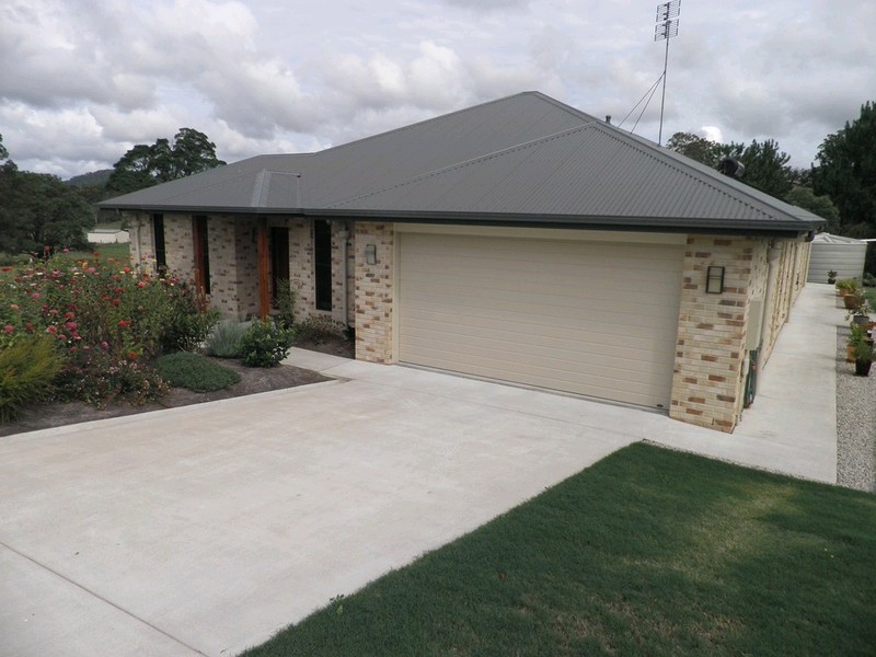 34 Lavender Drive, Araluen QLD 4570