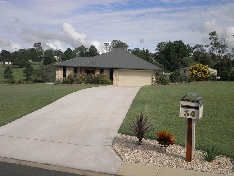 34 Lavender Drive, Araluen QLD 4570