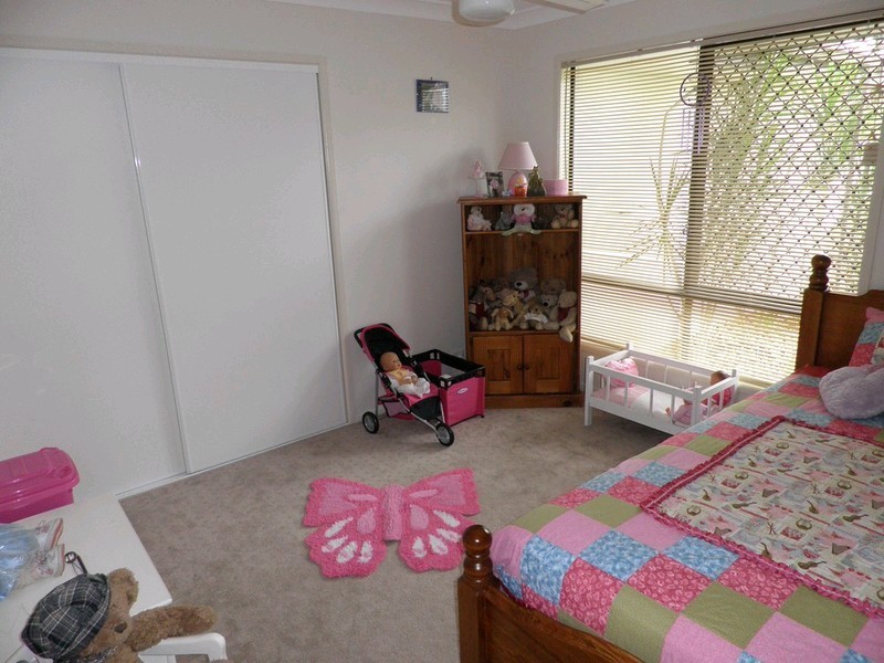 70 Gympie View Drive, Southside QLD 4570