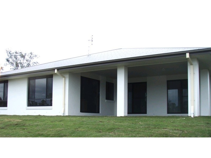 70 Gympie View Drive, Southside QLD 4570