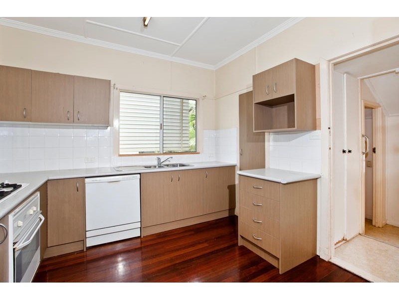 86 Muriel Avenue, Moorooka QLD 4105