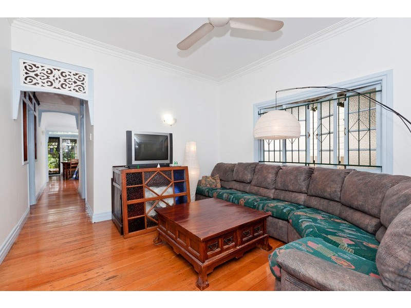 22 Elliot Street, Kangaroo Point QLD 4169