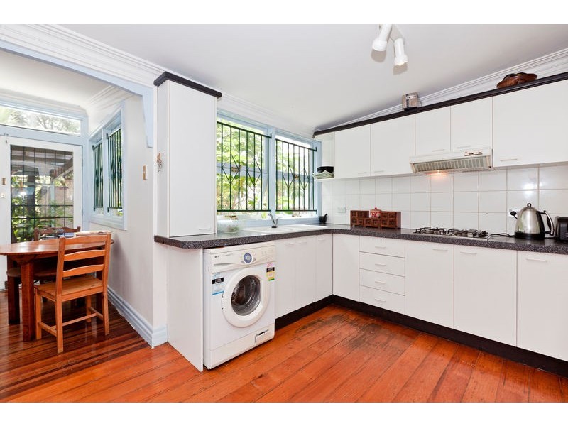 22 Elliot Street, Kangaroo Point QLD 4169