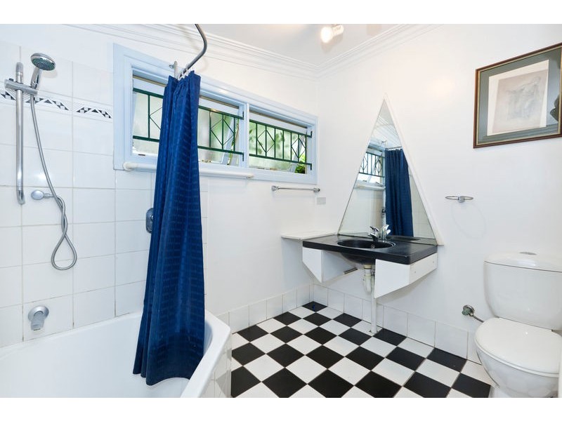 22 Elliot Street, Kangaroo Point QLD 4169