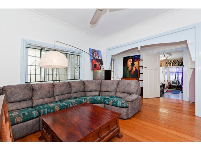 22 Elliot Street, Kangaroo Point QLD 4169