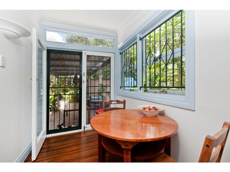 22 Elliot Street, Kangaroo Point QLD 4169