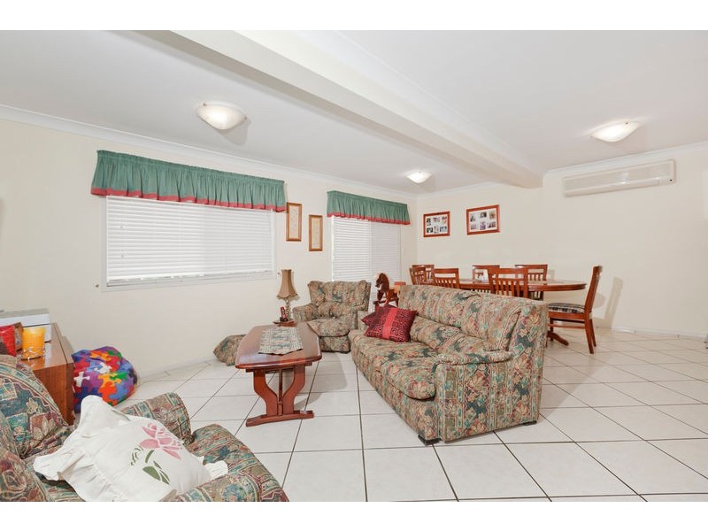 15 Wincott Street, Salisbury QLD 4107