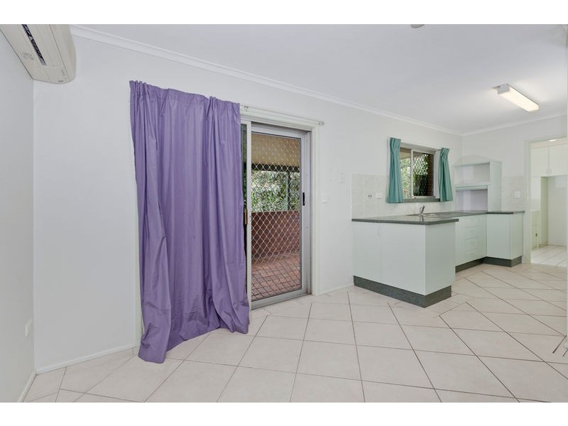 17 Bluegum Street, Macgregor QLD 4109