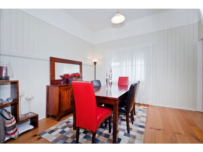 1 Rosecliffe Street, Highgate Hill QLD 4101