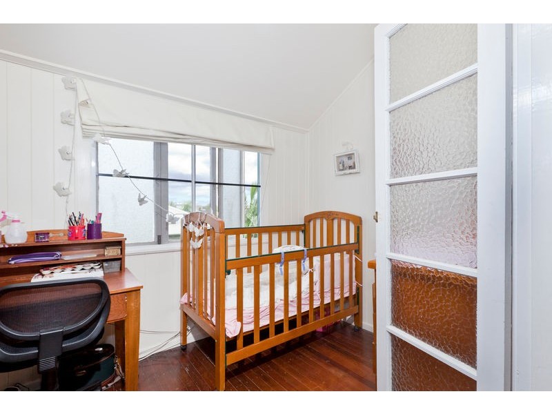 1 Rosecliffe Street, Highgate Hill QLD 4101