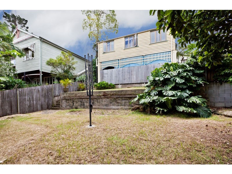 1 Rosecliffe Street, Highgate Hill QLD 4101