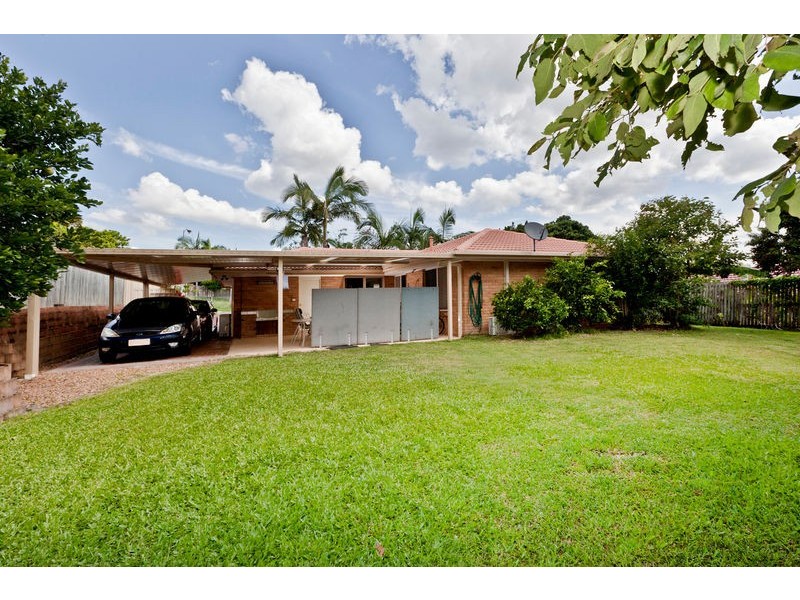 27 Brushtail Crescent, Doolandella QLD 4077