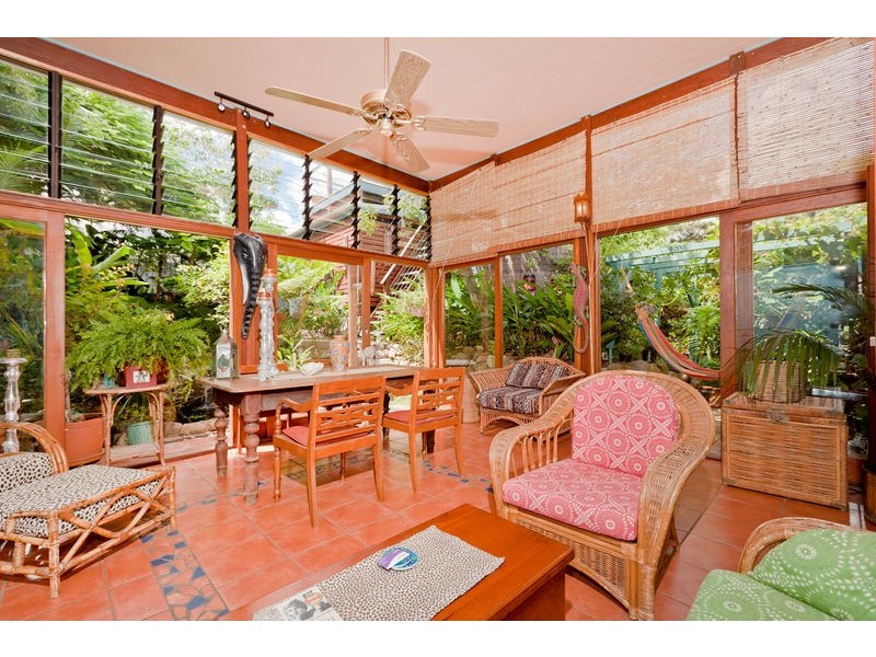 38 Blakeney Street, Highgate Hill QLD 4101