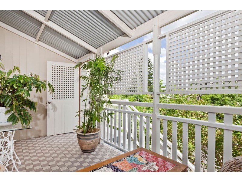 38 Blakeney Street, Highgate Hill QLD 4101