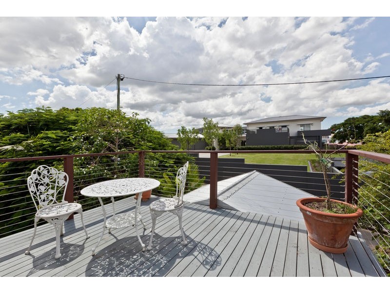 38 Blakeney Street, Highgate Hill QLD 4101