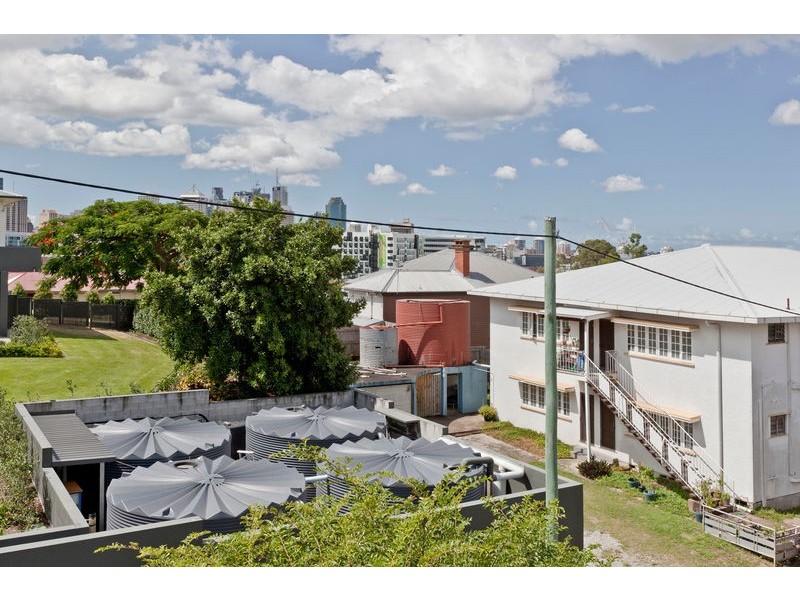 38 Blakeney Street, Highgate Hill QLD 4101