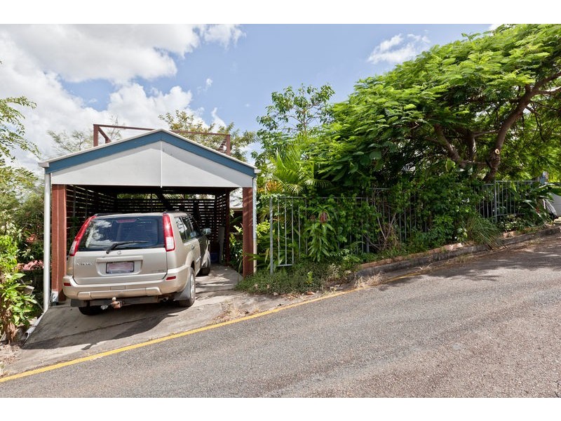 38 Blakeney Street, Highgate Hill QLD 4101