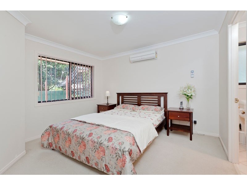 35 Mandarin Street, Coopers Plains QLD 4108