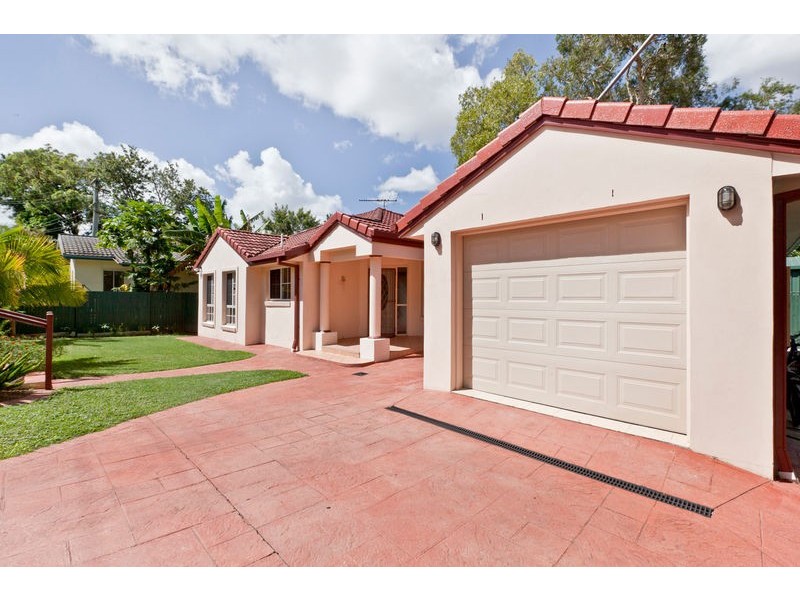 35 Mandarin Street, Coopers Plains QLD 4108