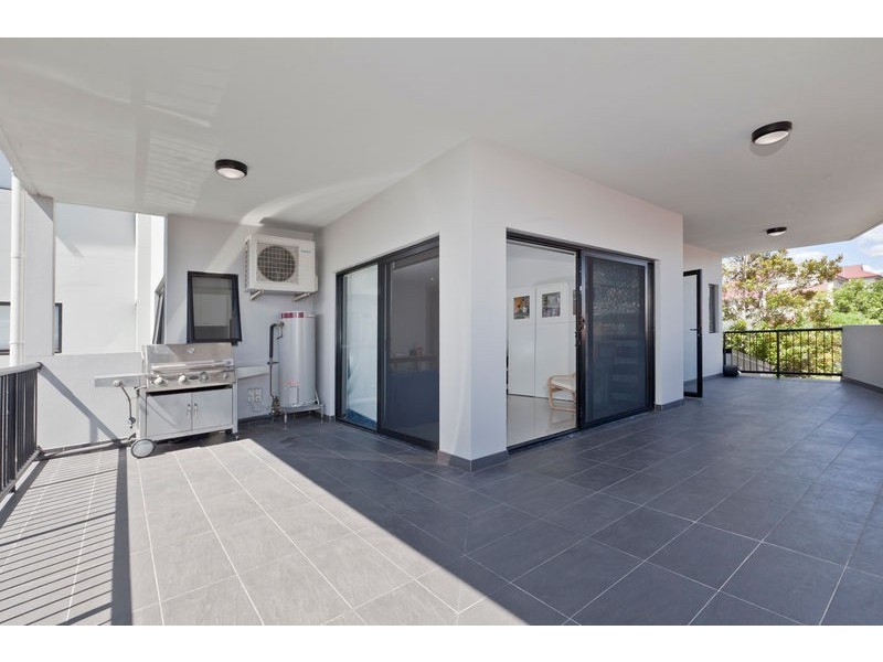 1/5 Ivanhoe Street, Annerley QLD 4103