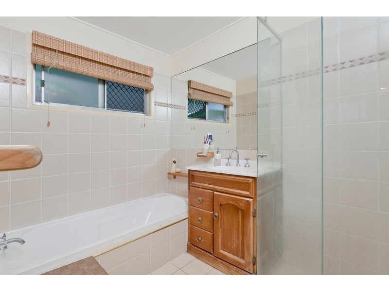 7 Breeza Street, Durack QLD 4077