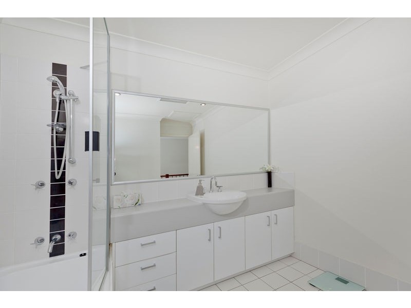 8/17 Fairlawn Street, Nathan QLD 4111