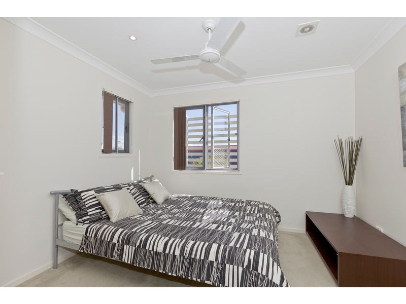 8/17 Fairlawn Street, Nathan QLD 4111