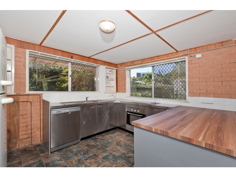 84 Thomas Street, Kangaroo Point QLD 4169