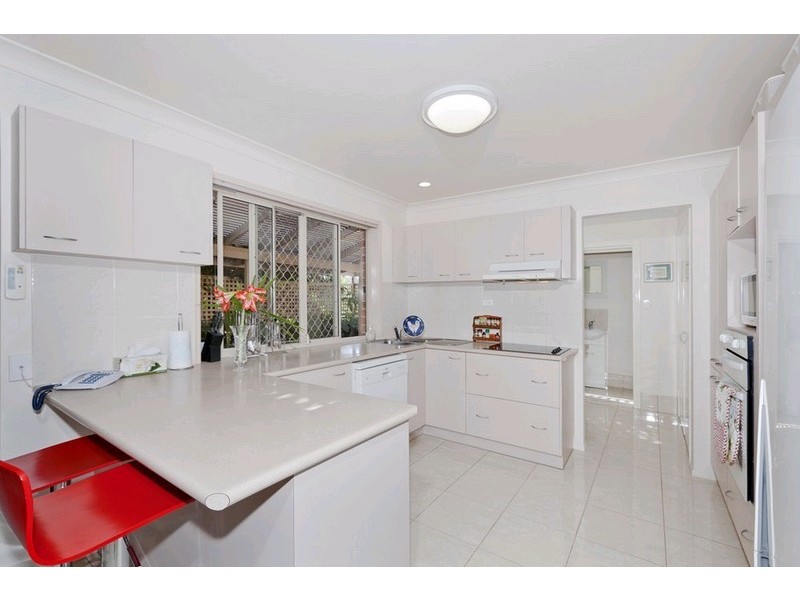 15 Warrington Street, Robertson QLD 4109