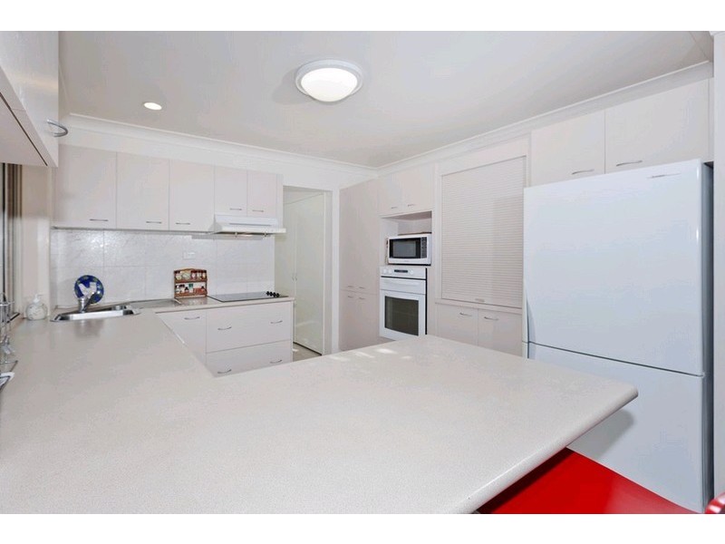 15 Warrington Street, Robertson QLD 4109