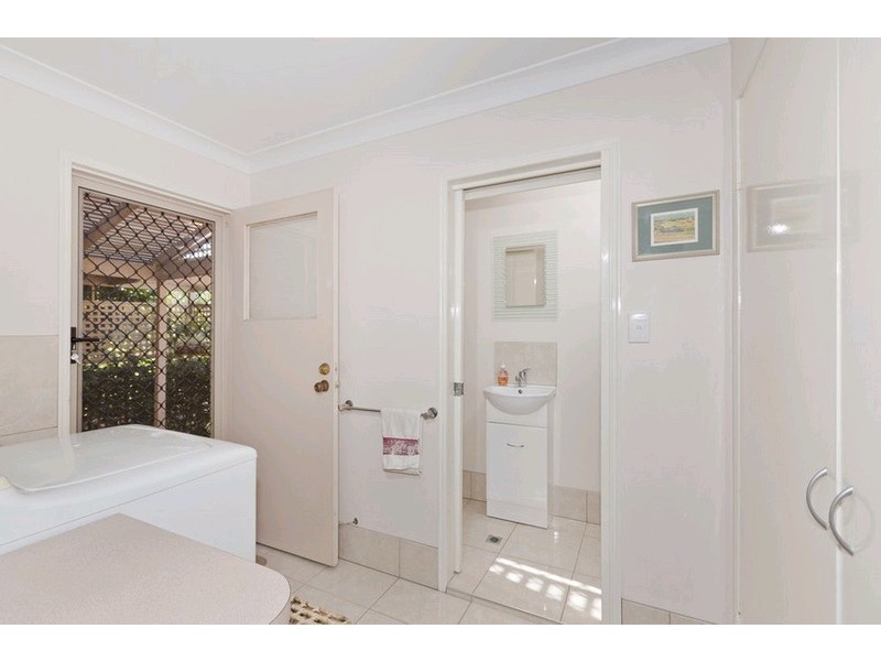 15 Warrington Street, Robertson QLD 4109