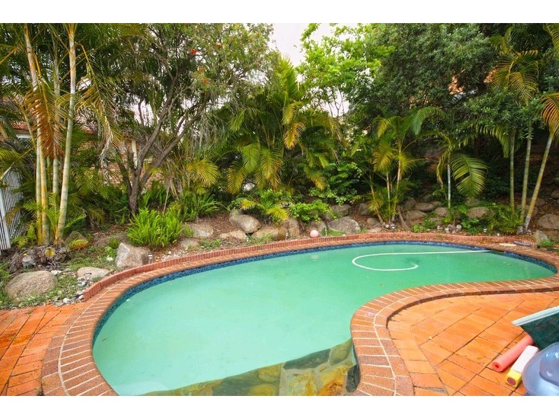 29 Metropole Street, Robertson QLD 4109