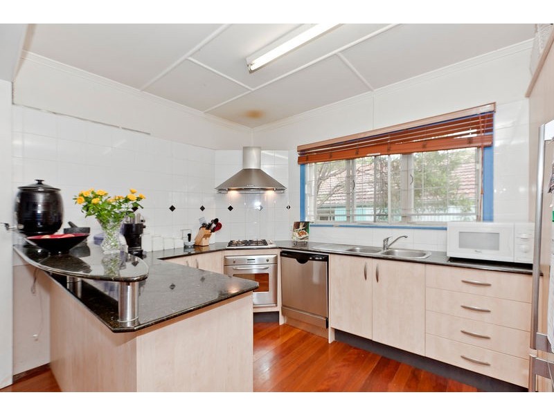 31 Toohey Road, Tarragindi QLD 4121