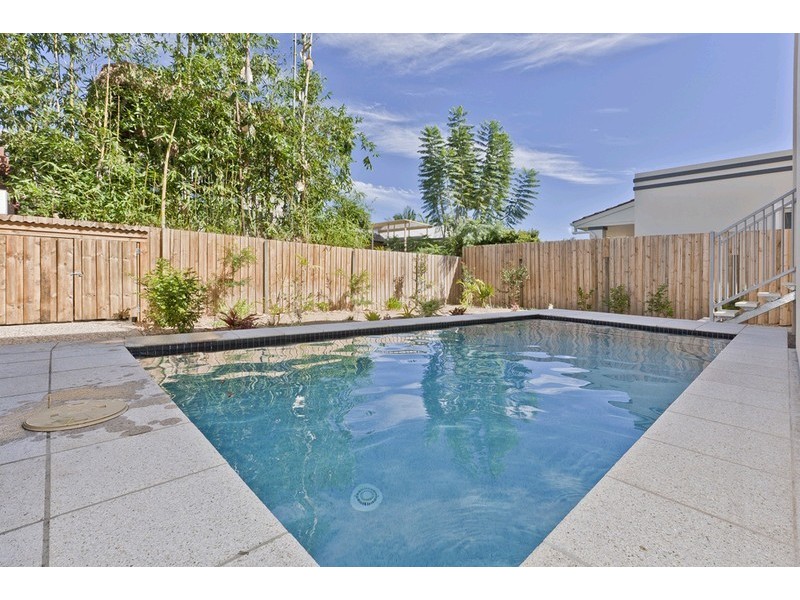 381 Verney Road East, Graceville QLD 4075