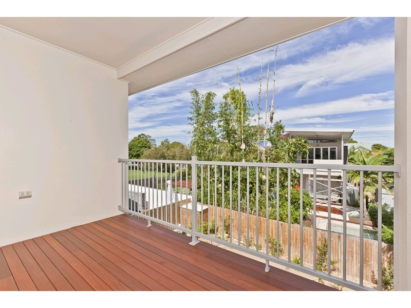 381 Verney Road East, Graceville QLD 4075