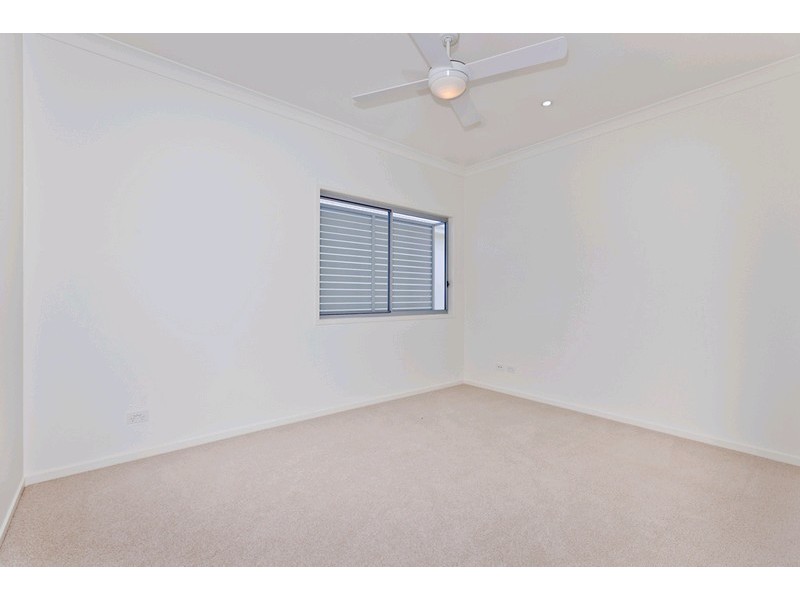 381 Verney Road East, Graceville QLD 4075