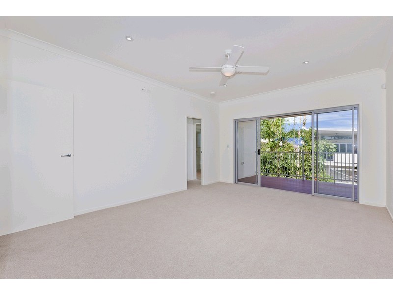 381 Verney Road East, Graceville QLD 4075