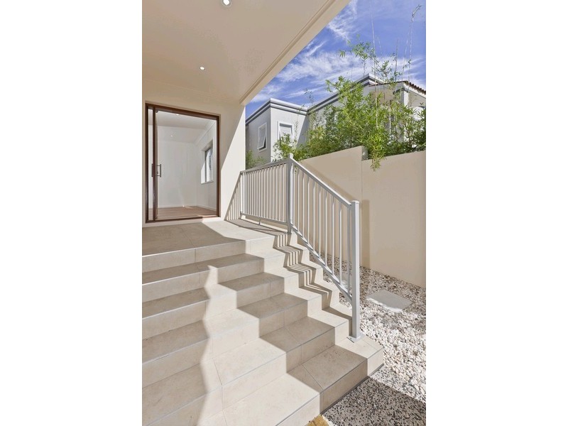 381 Verney Road East, Graceville QLD 4075