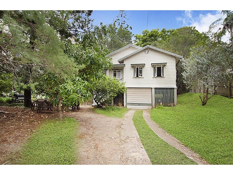 42 Middle Street, Highgate Hill QLD 4101