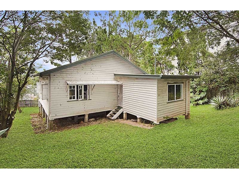 42 Middle Street, Highgate Hill QLD 4101