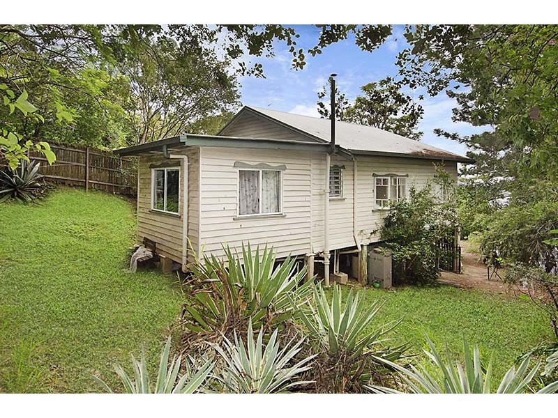 42 Middle Street, Highgate Hill QLD 4101